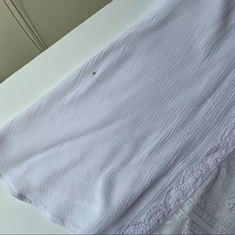 Thin Flowy Dress - Picture 6 of 9